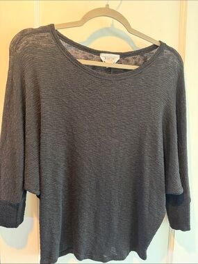 Korye Lightweight Black Knit Women's Top
